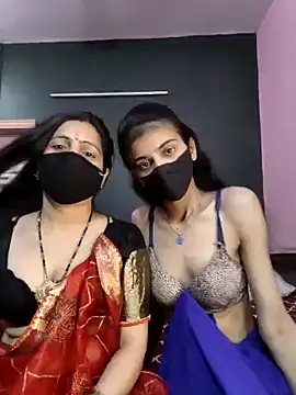 Snapshot of cutee__crazy chatting on March 2026 02:44:01 PM cutee crazy online show from March 2026 02:44:01 PM