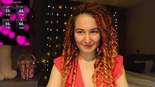 Snapshot of AgnesGraham chatting on December 2024 10:36:02 PM AgnesGraham online show from December 2024 10:36:02 PM