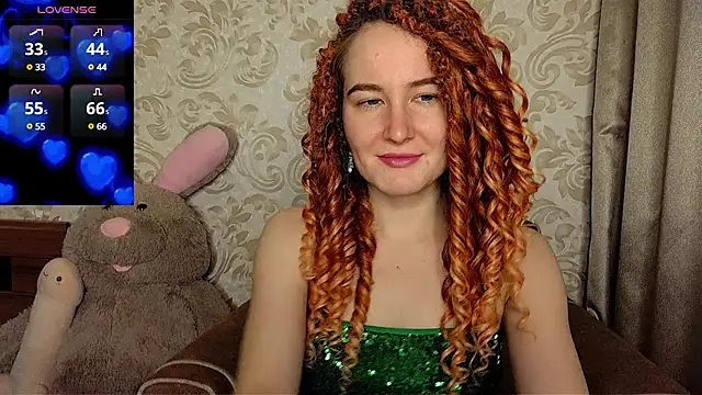 Snapshot of AgnesGraham chatting on December 2024 09:19:01 PM AgnesGraham online show from December 2024 09:19:01 PM