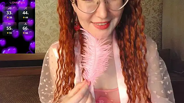 Snapshot of AgnesGraham chatting on February 2025 07:52:02 PM AgnesGraham online show from February 2025 07:52:02 PM