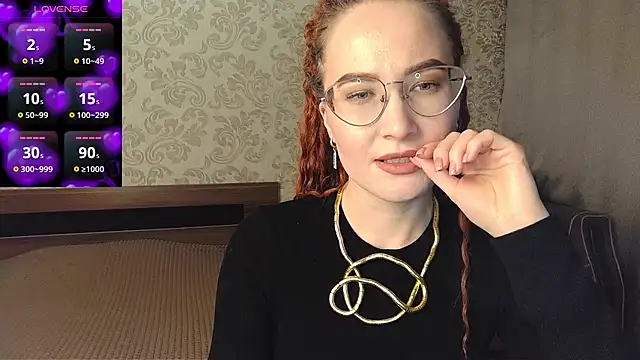 Snapshot of AgnesGraham chatting on February 2025 08:27:02 PM AgnesGraham online show from February 2025 08:27:02 PM