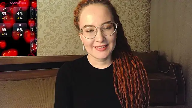 Snapshot of AgnesGraham chatting on February 2025 11:32:02 PM AgnesGraham online show from February 2025 11:32:02 PM