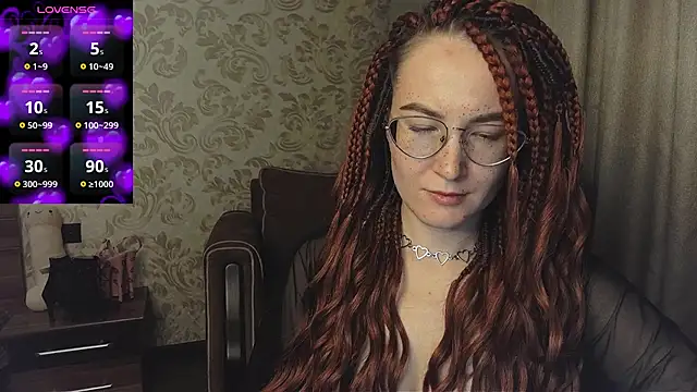 Snapshot of AgnesGraham chatting on September 2025 04:53:02 PM AgnesGraham online show from September 2025 04:53:02 PM