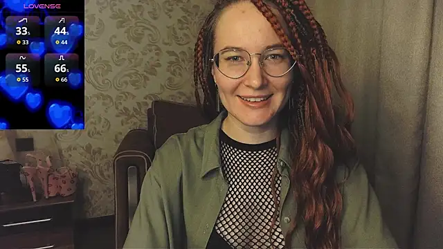 Snapshot of AgnesGraham chatting on September 2025 10:44:02 PM AgnesGraham online show from September 2025 10:44:02 PM