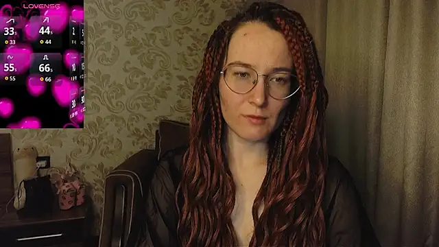 Snapshot of AgnesGraham chatting on November 2025 09:48:01 PM AgnesGraham online show from November 2025 09:48:01 PM