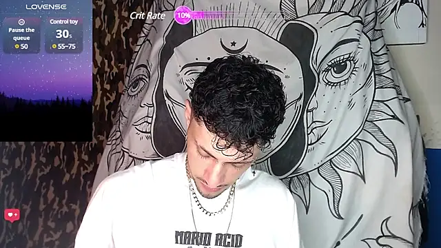 Snapshot of Apolo_S chatting on December 2024 04:03:02 AM Apolo S online show from December 2024 04:03:02 AM