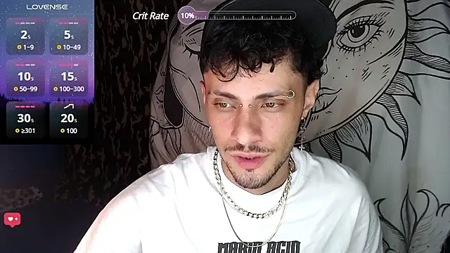 Snapshot of Apolo_S chatting on December 2024 08:44:02 AM Apolo S online show from December 2024 08:44:02 AM