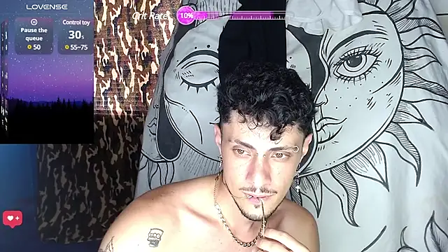 Snapshot of Apolo_S chatting on December 2024 01:29:01 PM Apolo S online show from December 2024 01:29:01 PM