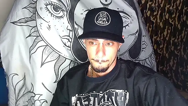 Snapshot of Apolo_S chatting on January 2025 04:04:01 AM Apolo S online show from January 2025 04:04:01 AM