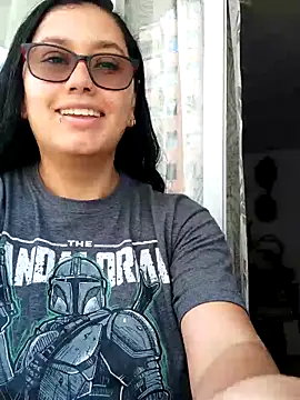 Snapshot of LauraRuiz1 chatting on September 2025 03:12:02 PM LauraRuiz1 online show from September 2025 03:12:02 PM