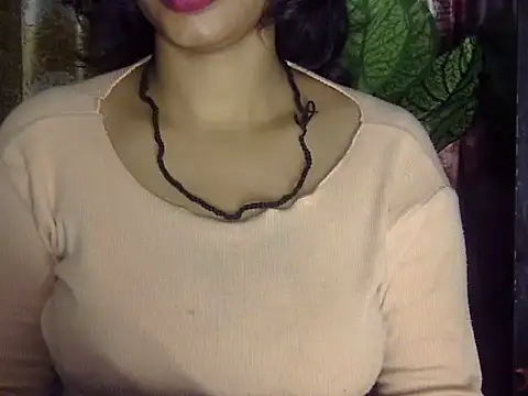 Snapshot of SEXY-MAHI- chatting on December 2024 11:19:01 PM SEXY-MAHI- online show from December 2024 11:19:01 PM