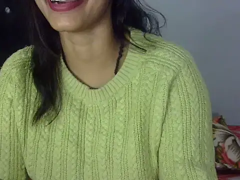 Snapshot of SEXY-MAHI- chatting on December 2024 08:14:02 PM SEXY-MAHI- online show from December 2024 08:14:02 PM