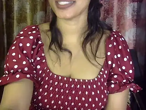 Snapshot of SEXY-MAHI- chatting on February 2025 06:33:01 PM SEXY-MAHI- online show from February 2025 06:33:01 PM