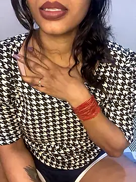 Snapshot of SEXY-MAHI- chatting on March 2025 09:48:02 PM SEXY-MAHI- online show from March 2025 09:48:02 PM