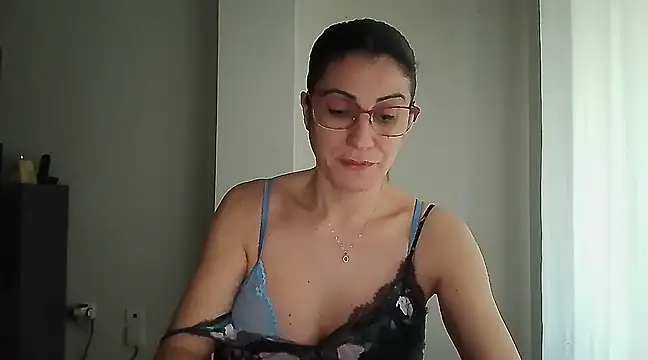 Sanada hot online show from February 2025 08:24:01 AM