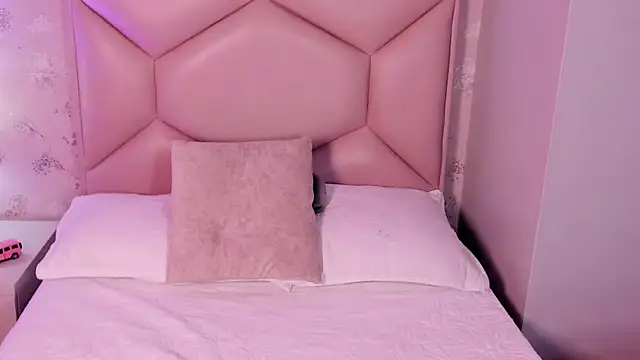 Snapshot of ambar_sullivan chatting on January 2025 03:07:02 PM ambar sullivan online show from January 2025 03:07:02 PM