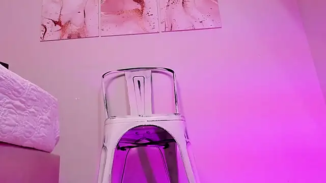 Snapshot of ambar_sullivan chatting on February 2025 02:48:01 PM ambar sullivan online show from February 2025 02:48:01 PM