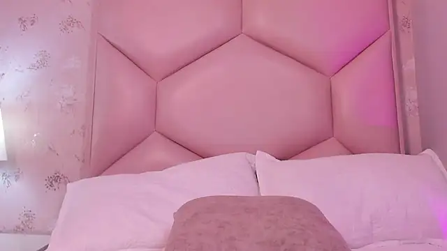 Snapshot of ambar_sullivan chatting on March 2025 02:55:02 PM ambar sullivan online show from March 2025 02:55:02 PM