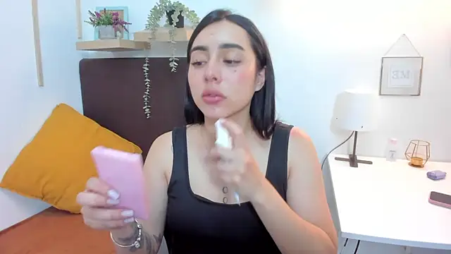 isabella jade online show from March 2025 05:20:01 PM