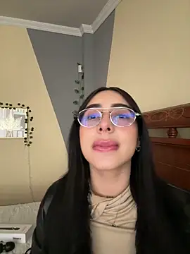 isabella jade online show from September 2025 01:11:02 PM