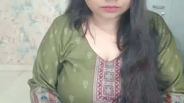 Snapshot of yoursnishaa chatting on February 2026 06:43:02 AM yoursnishaa online show from February 2026 06:43:02 AM