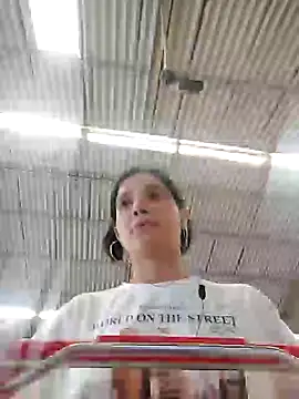 miaeyes online show from December 2024 01:06:01 PM