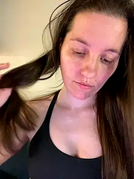 Snapshot of Nicole-Ray chatting on October 2025 08:29:02 AM Nicole-Ray online show from October 2025 08:29:02 AM