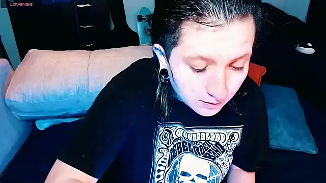 Marieblueeyes online show from October 2025 03:15:02 AM