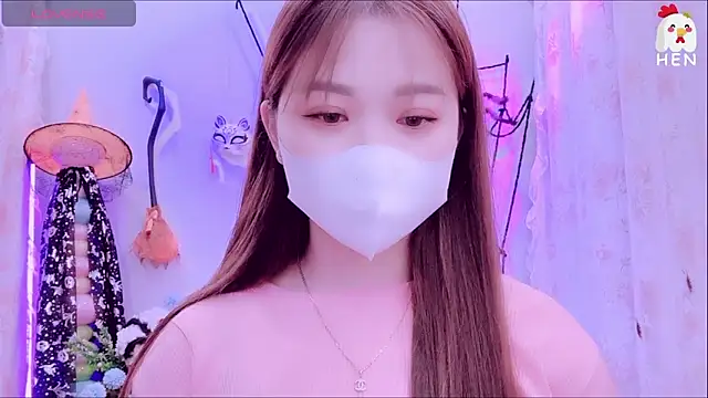 Snapshot of hen237 chatting on October 2025 09:48:02 PM hen237 online show from October 2025 09:48:02 PM