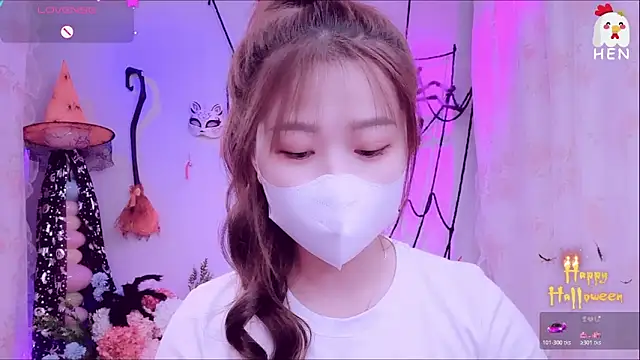 Snapshot of hen237 chatting on October 2025 10:03:02 PM hen237 online show from October 2025 10:03:02 PM