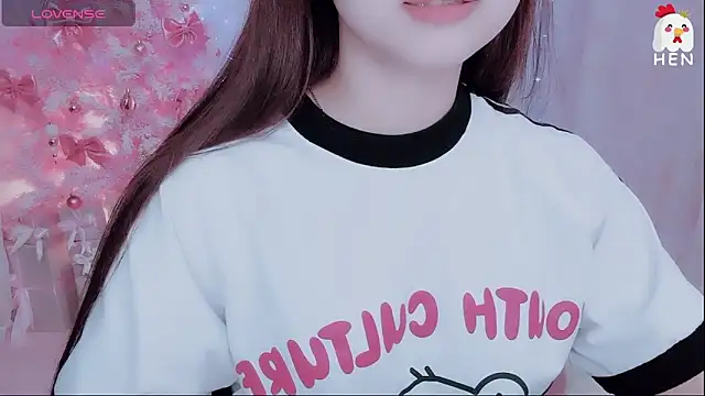 Snapshot of hen237 chatting on December 2025 12:53:01 AM hen237 online show from December 2025 12:53:01 AM