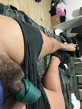 Snapshot of elvis0966 chatting on December 2024 04:43:01 AM elvis0966 online show from December 2024 04:43:01 AM