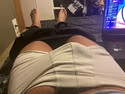 Snapshot of elvis0966 chatting on February 2026 04:28:02 AM elvis0966 online show from February 2026 04:28:02 AM