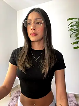 SelenaStone online show from September 2025 07:13:01 PM