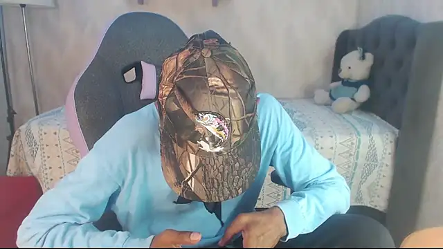 ManSant online show from January 2025 03:24:01 PM