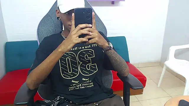 ManSant online show from March 2025 02:56:02 PM