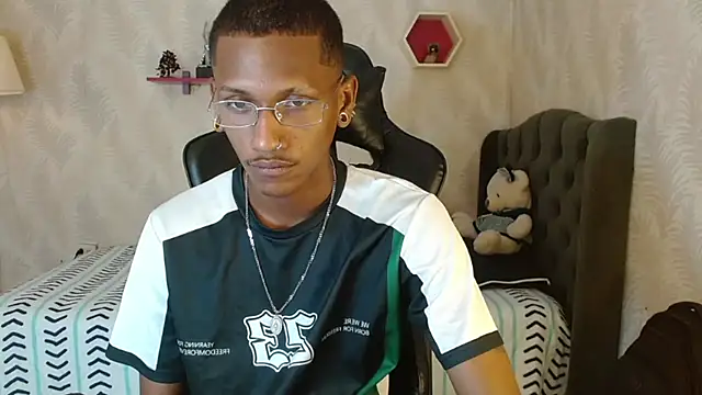 ManSant online show from October 2025 03:54:01 PM