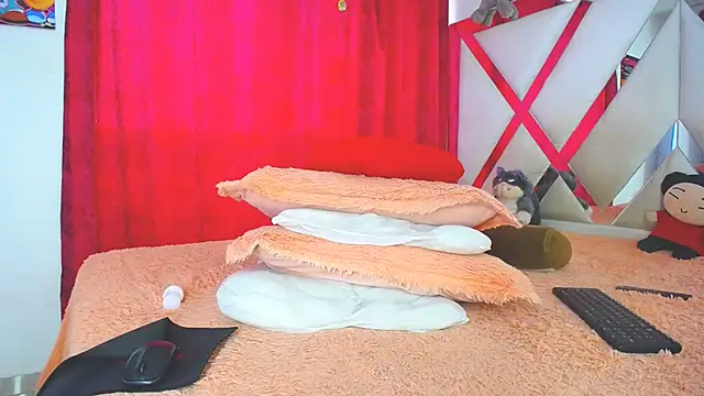 jakson hot online show from February 2025 10:20:01 PM