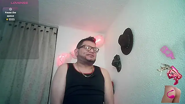 SexDiffrent online show from September 2025 09:03:02 PM