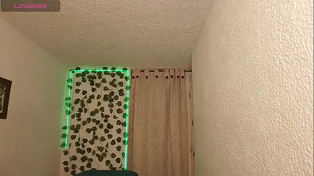 SexDiffrent online show from December 2025 02:23:02 PM