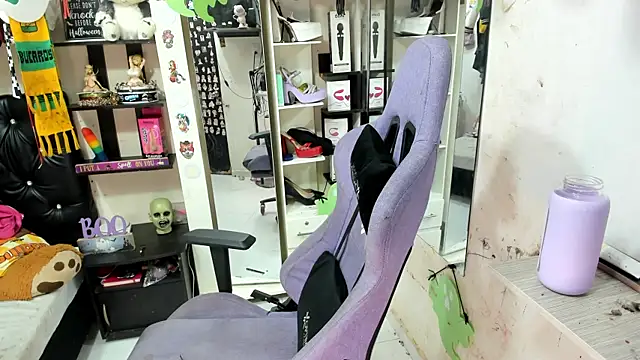 allsson queen online show from October 2025 03:19:01 AM