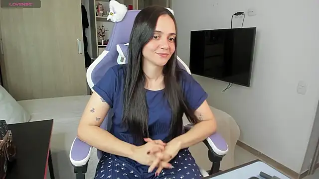 Snapshot of lucia_s1 chatting on February 2026 05:08:01 PM lucia s1 online show from February 2026 05:08:01 PM