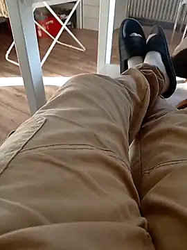 Snapshot of Nowy111 chatting on March 2026 04:18:01 PM Nowy111 online show from March 2026 04:18:01 PM