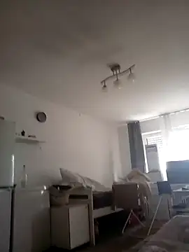 Snapshot of Nowy111 chatting on April 2026 06:25:01 AM Nowy111 online show from April 2026 06:25:01 AM