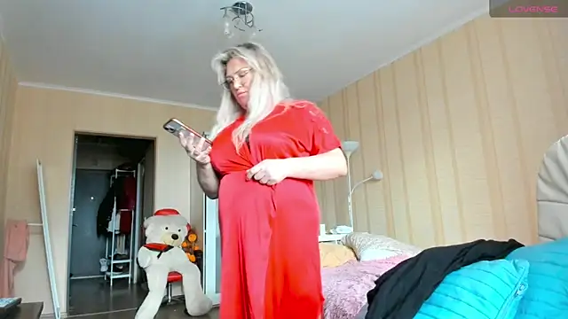 Snapshot of PamHardFuck chatting on March 2026 12:56:02 PM PamHardFuck online show from March 2026 12:56:02 PM