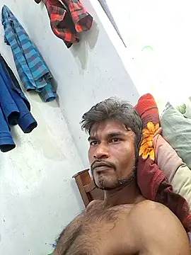 Snapshot of GuyAloneLk chatting on November 2025 07:08:02 AM GuyAloneLk online show from November 2025 07:08:02 AM