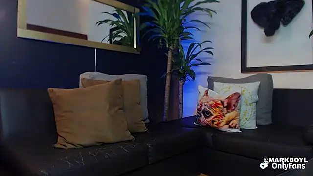 Snapshot of Markboyl chatting on December 2024 02:13:02 PM Markboyl online show from December 2024 02:13:02 PM