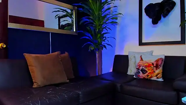 Snapshot of Markboyl chatting on February 2025 12:44:02 PM Markboyl online show from February 2025 12:44:02 PM