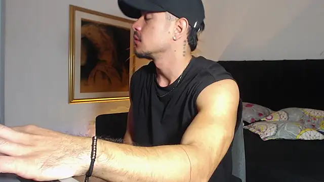 Snapshot of Markboyl chatting on March 2026 03:38:01 PM Markboyl online show from March 2026 03:38:01 PM