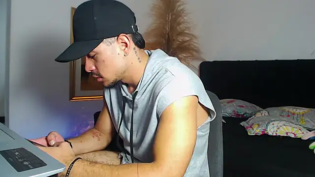 Snapshot of Markboyl chatting on March 2026 04:56:01 PM Markboyl online show from March 2026 04:56:01 PM